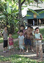Cambodian Kids by Asienreisender